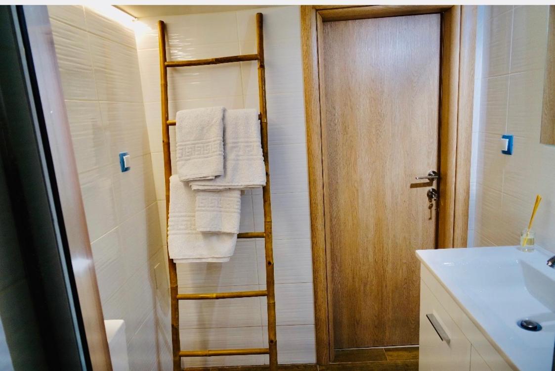 Piraeus Blue Grand Suite Di Giorgio 10 Mins From The Port. Εξωτερικό φωτογραφία